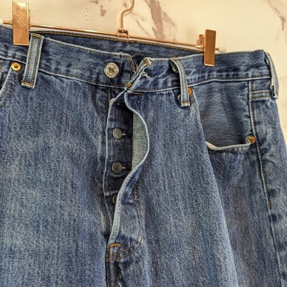 Vintage Levis Jeans Mens 36 X 30 501 XX Y2K Denim Rigid Button Fly Distressed - Picture 10 of 13